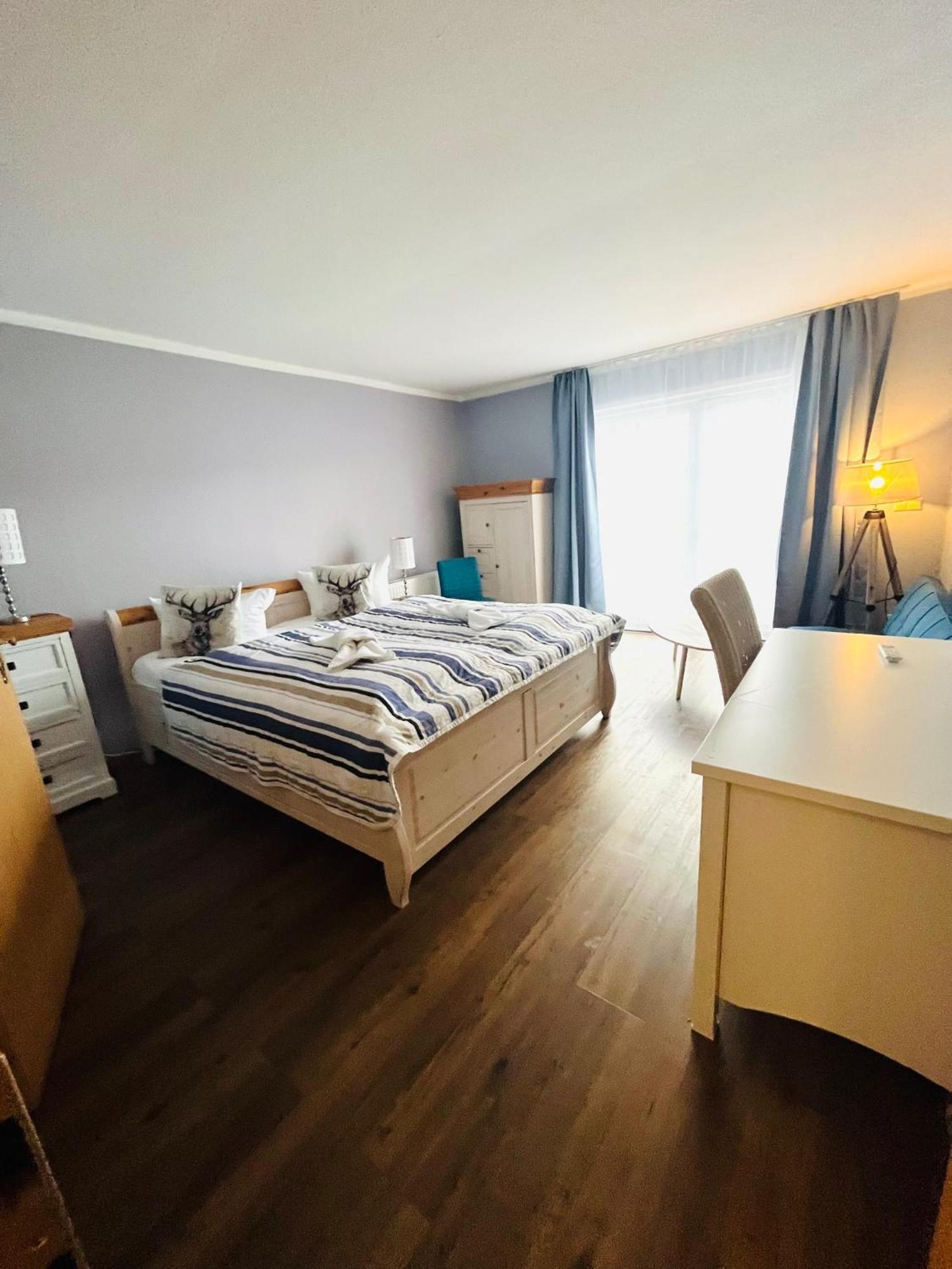 Strandhotel Vier Jahreszeiten Букков Экстерьер фото