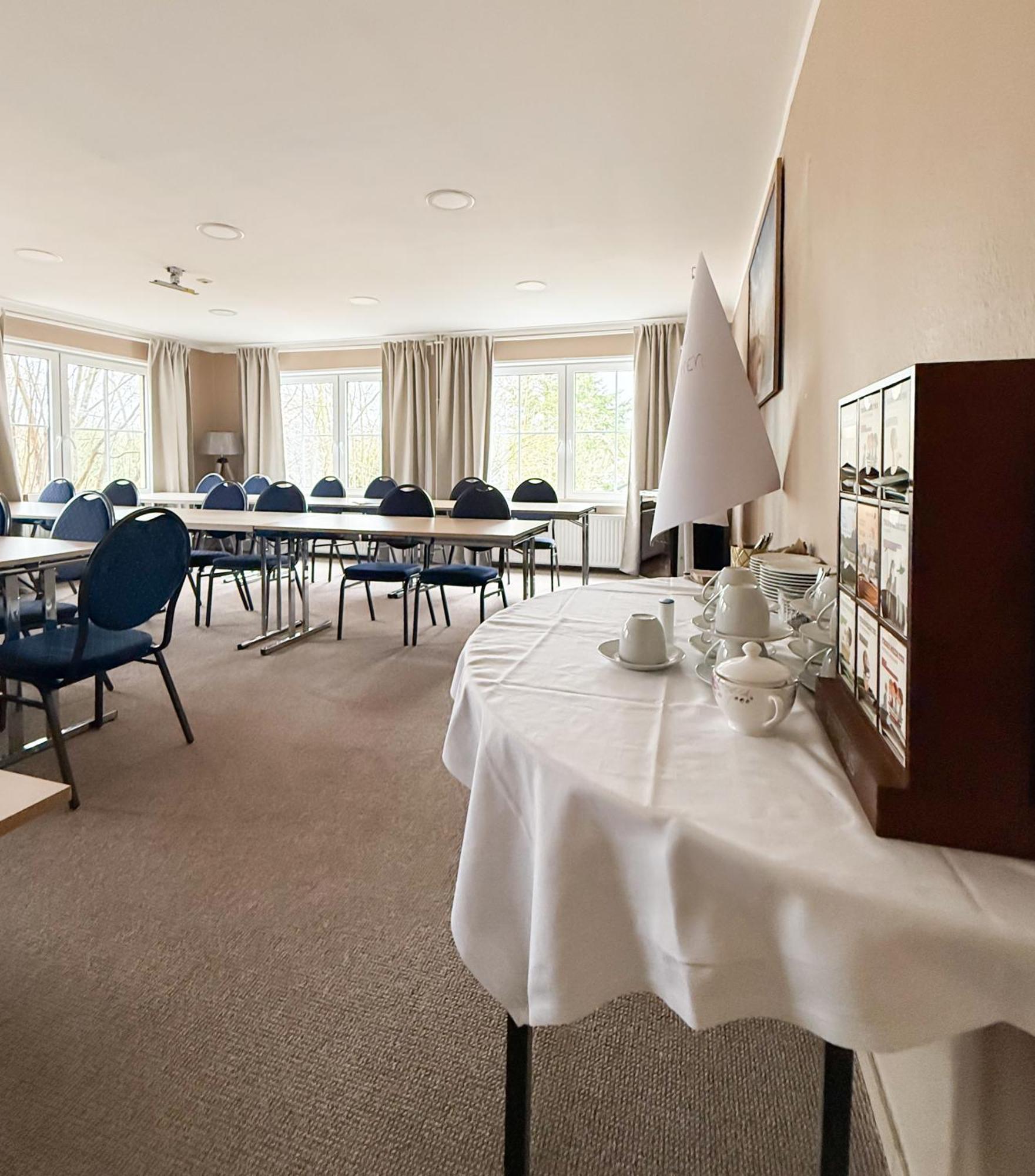 Strandhotel Vier Jahreszeiten Букков Экстерьер фото